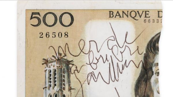 Un demi-billet de 500 francs signé Gainsbourg parti aux enchères pour 5000 euros
