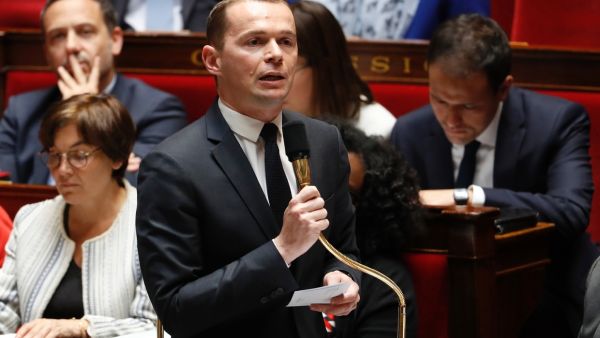 Le Sénat a entamé l'examen du projet de "transformation de la...