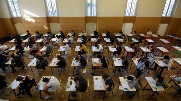 EN DIRECT - Bac 2019 : découvrez les corrigés des dernières épreuves écrites de la filière S