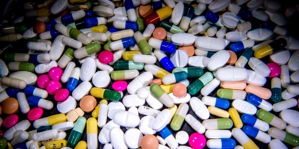 Médicaments et canicule : gare à la déshydratation !