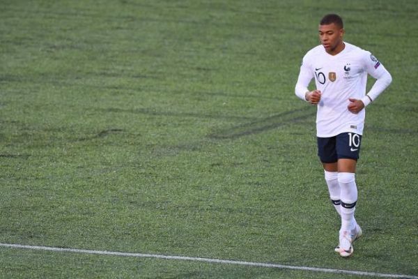 Foot - JO 2020 - Noël Le Graët sur l'intérêt de Mbappé pour les Jeux olympiques de Tokyo 2020 : «La décision appartient à Sylvain Ripoll»
