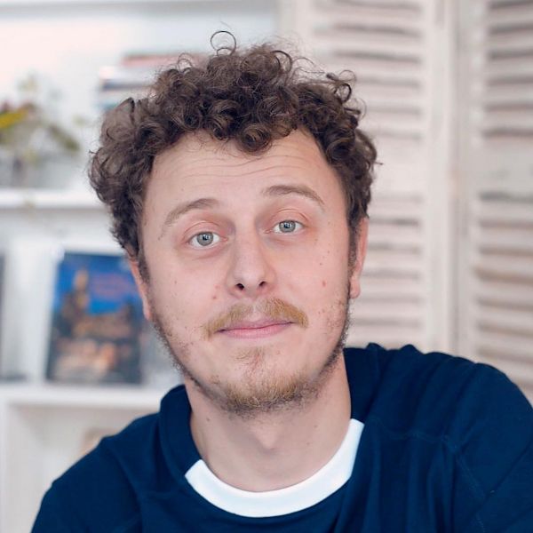Norman Thavaud en papa comblé, il révèle le sexe de son bébé sur Youtube