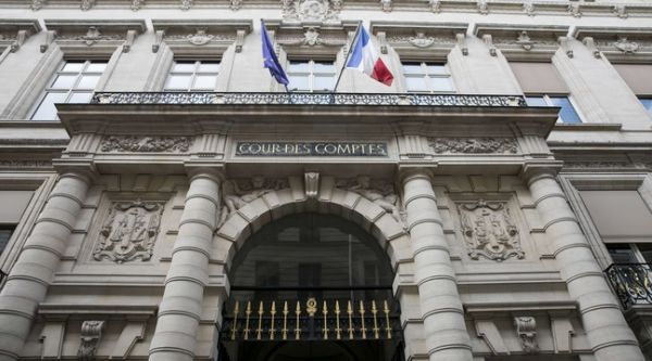 La Cour des comptes tire la sonnette d'alarme sur la dette publique française