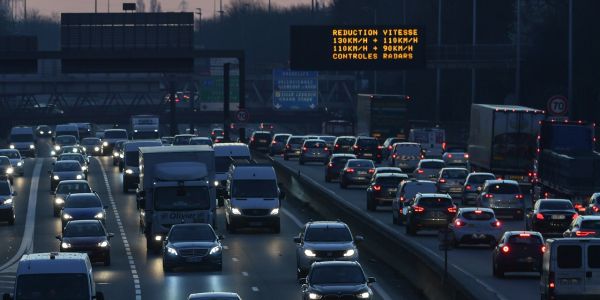 Lutte contre la pollution de l'air en région parisienne : la justice française reconnaît une "faute" de l'État