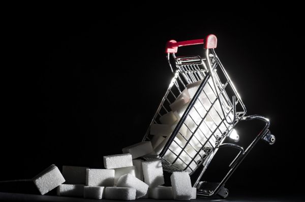 Les enfants dès le plus jeune âge consomment trop de sucre