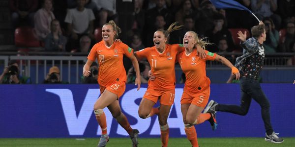 Coupe du monde féminine : les Pays-Bas dernières qualifiées pour les quarts après avoir battu le Japon