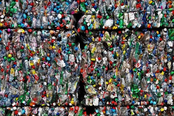 Plasticrust ou quand la pollution plastique passe à la vitesse supérieure