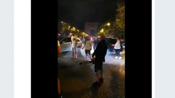 Un homme célèbre la victoire de l'Algérie avec une tronçonneuse : quand a eu lieu cette scène ?