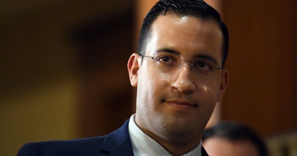 Benalla "chef scout à 15 ans" ? Le mouvement dément...