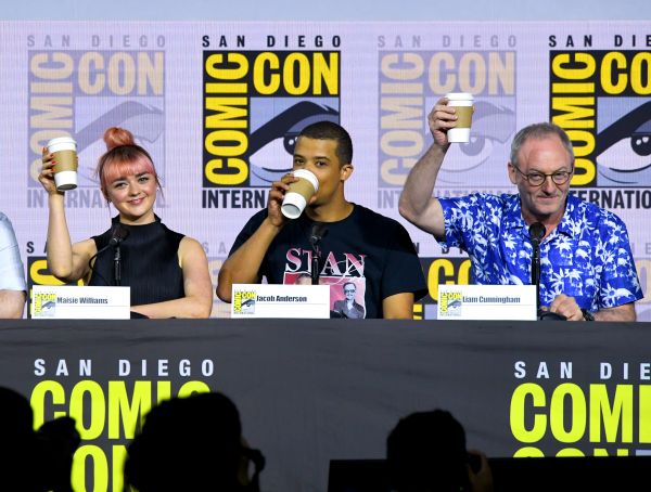 Au Comic-Con, les acteurs de Game of Thrones défendent la fin de la série