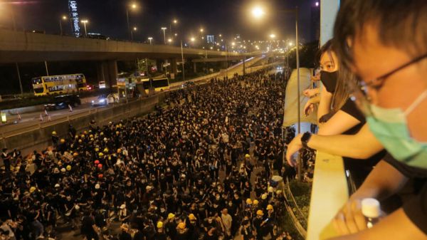 À Hong-Kong, les manifestants maintiennent la pression contre le gouvernement pro-Pékin