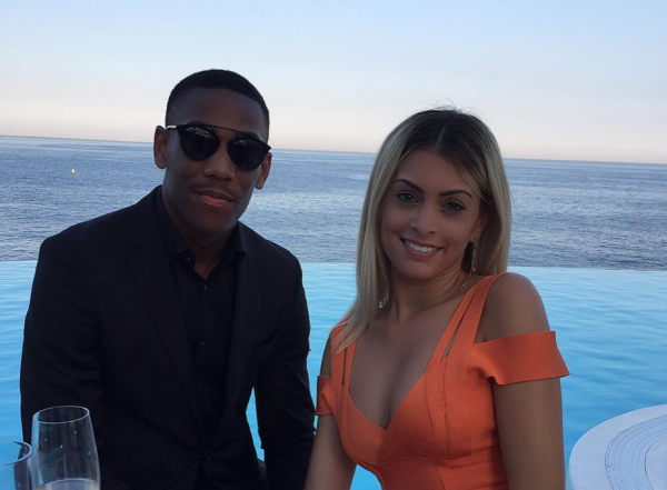 Anthony Martial déclare sa flamme à Mélanie Da Cruz et leur bébé