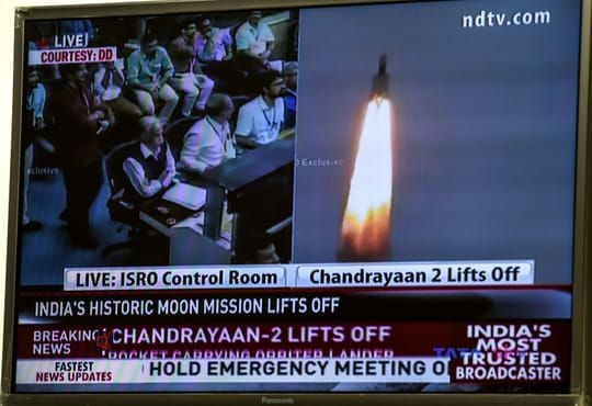 Une sonde indienne en route vers la Lune