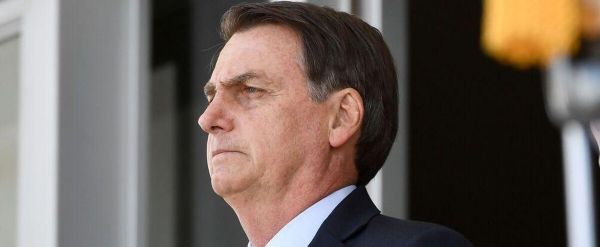 Brésil: Un député ex-acteur porno exclu du parti de Bolsonaro