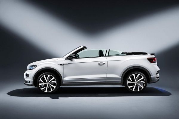 Le Volkswagen T-Roc enlève le haut