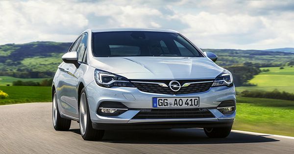 Opel Astra restylée : les moteurs et les prix