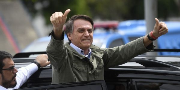 Brésil: Jair Bolsonaro a un plan bien précis pour l'Amazonie : une autoroute, un pont et une centrale