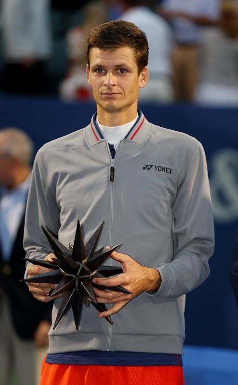 Hurkacz surprend le favori Paire et décroche son premier titre de l’ATP