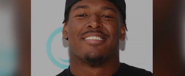 Un ancien de la NFL dévoile sa bisexualité