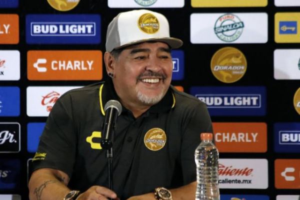 Foot - ARG - Gimnasia - Argentine : Diego Maradona entraîneur du Gimnasia La Plata ?
