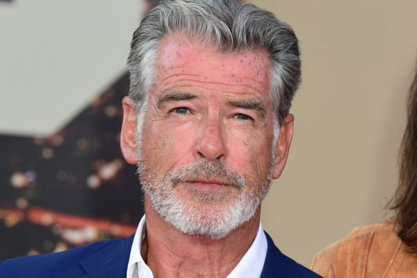 "L'ami Johnny Hallyday, une femme James Bond..." : Pierce Brosnan se livre à Deauville