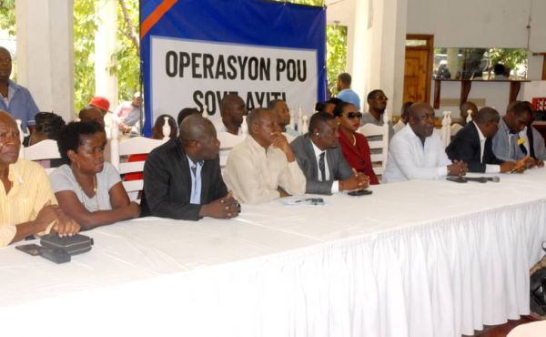 L'Opposition présente à Mirebalais l'alternative consensuelle pour la refondation de la nation