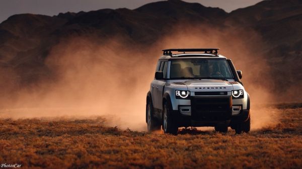 Land Rover Defender 2020 - Robuste, résistant et hautement fonctionnel