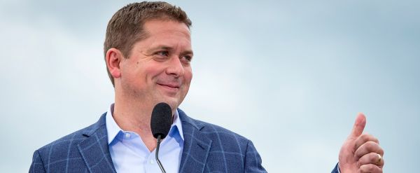Le Parti conservateur promet des subventions augmentées pour les études postsecondaires