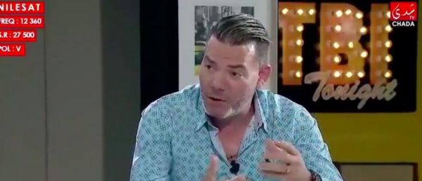 Un chanteur marocain fait l'apologie des violences conjugales à la télévision: "Celui qui ne tabasse pas sa femme n'est pas un homme" - VIDEO
