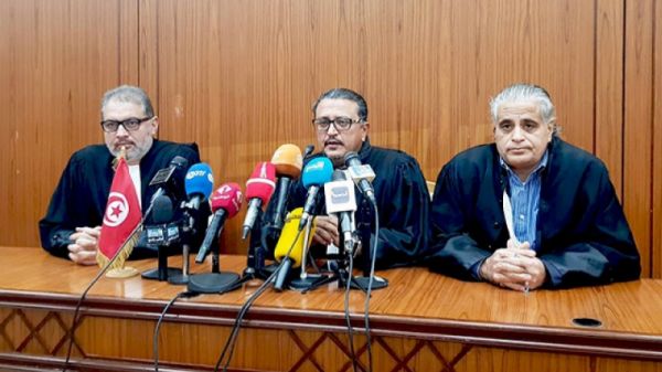 Des membres du comité de défense de Belaid et Brahmi agressés