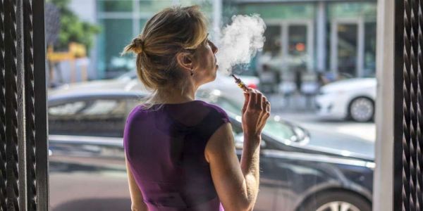 Cigarette électronique : la France va lancer un dispositif de surveillance