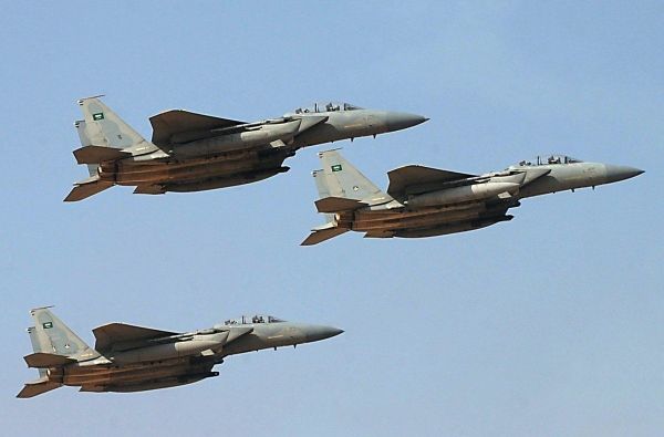 La coalition dirigée par les Saoudiens a lancé une opération militaire au nord d'Hodeida (Southfront)
