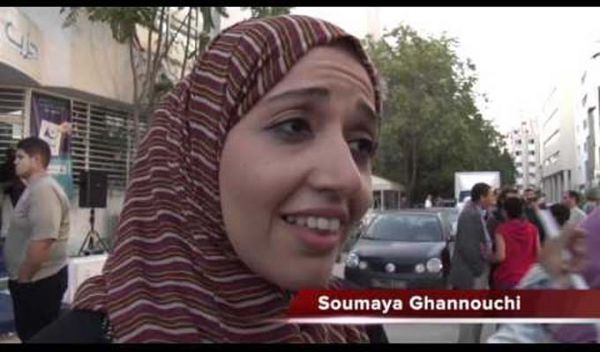 Soumaya Ghannouchi porte de longues cornes offertes par son chleka d’époux