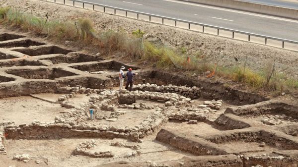 Archéologie: les vestiges d'une ville de 5.000 ans exhumés en Israël