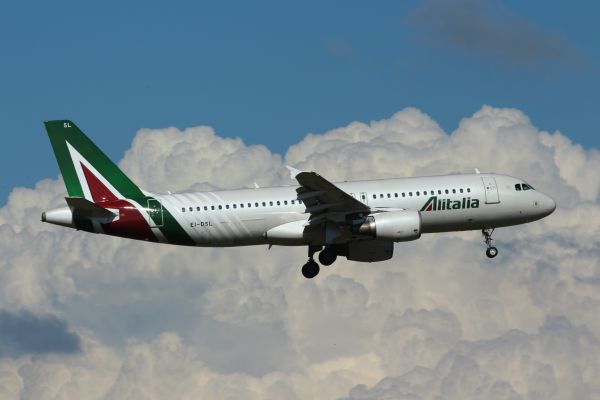 Aérien : grève chez Alitalia, 200 vols annulés entre aujourd’hui et demain