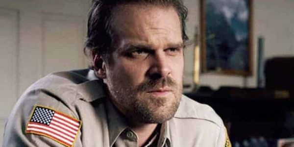 Stranger Things saison 4: Hopper mort ou vivant ? Les créateurs répondent !