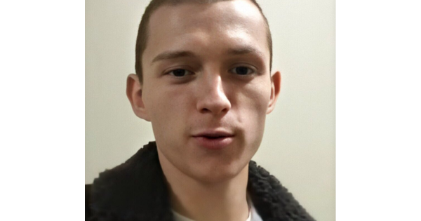 Tom Holland (Spider-Man) se rase la tête et devient le sosie d'Eminem