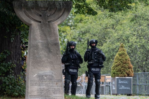 Attentat antisémite en Allemagne: le suspect arrêté