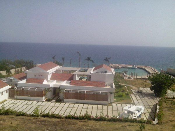 Les manifestants de Saint-Marc annoncent pour bientôt « le déchoukaj de la maison de plage de Martelly si Jovenel Moise persiste à garder le pouvoir »