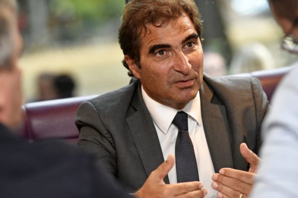Christian Jacob, le rassembleur, élu à la tête de LR