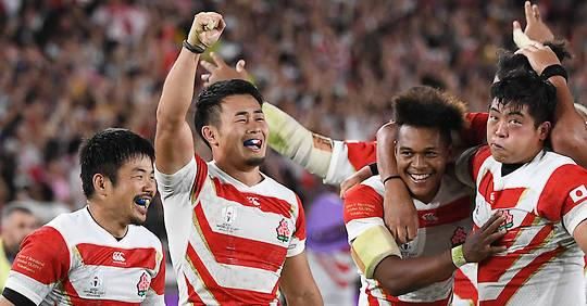 Rugby, football, marathon : ce qu'il faut retenir du week-end sportif !