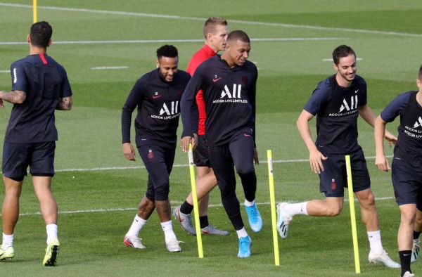 PSG : Mbappé de retour à l'entraînement collectif