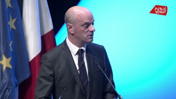 J.M. Blanquer rappelle le principe de neutralité religieuse de l'État