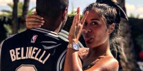Anaïs Camizuli: sa fille aura-t-elle un compte Instagram ? Elle répond !
