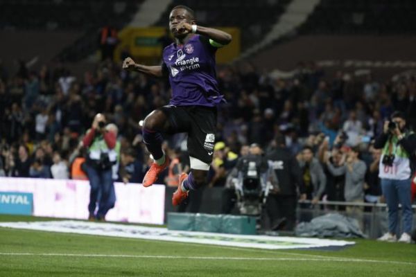 Foot - L1 - Kombouaré réussit ses débuts avec Toulouse face à Lille