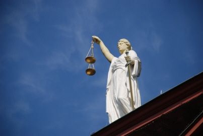 Condamnée pour la septième fois après avoir harcelé la police par téléphone