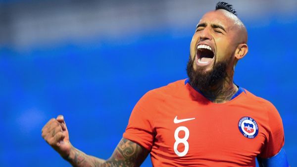 Chili : les footballeurs Vidal, Bravo et Medel réclament d'"écouter le peuple" face à la contestation sociale