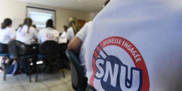 "Autour de 30.000 jeunes" participeront l'année prochaine au service national universel