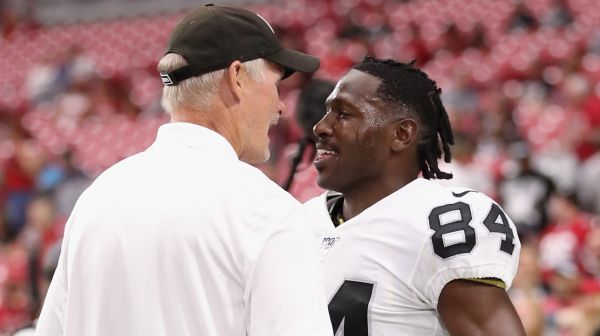 Antonio Brown : des textos compromettants