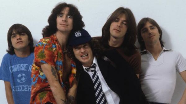 AC/DC : 40 ans après la mort de Bon Scott, un festival se prépare sur la "Highway to Hell"